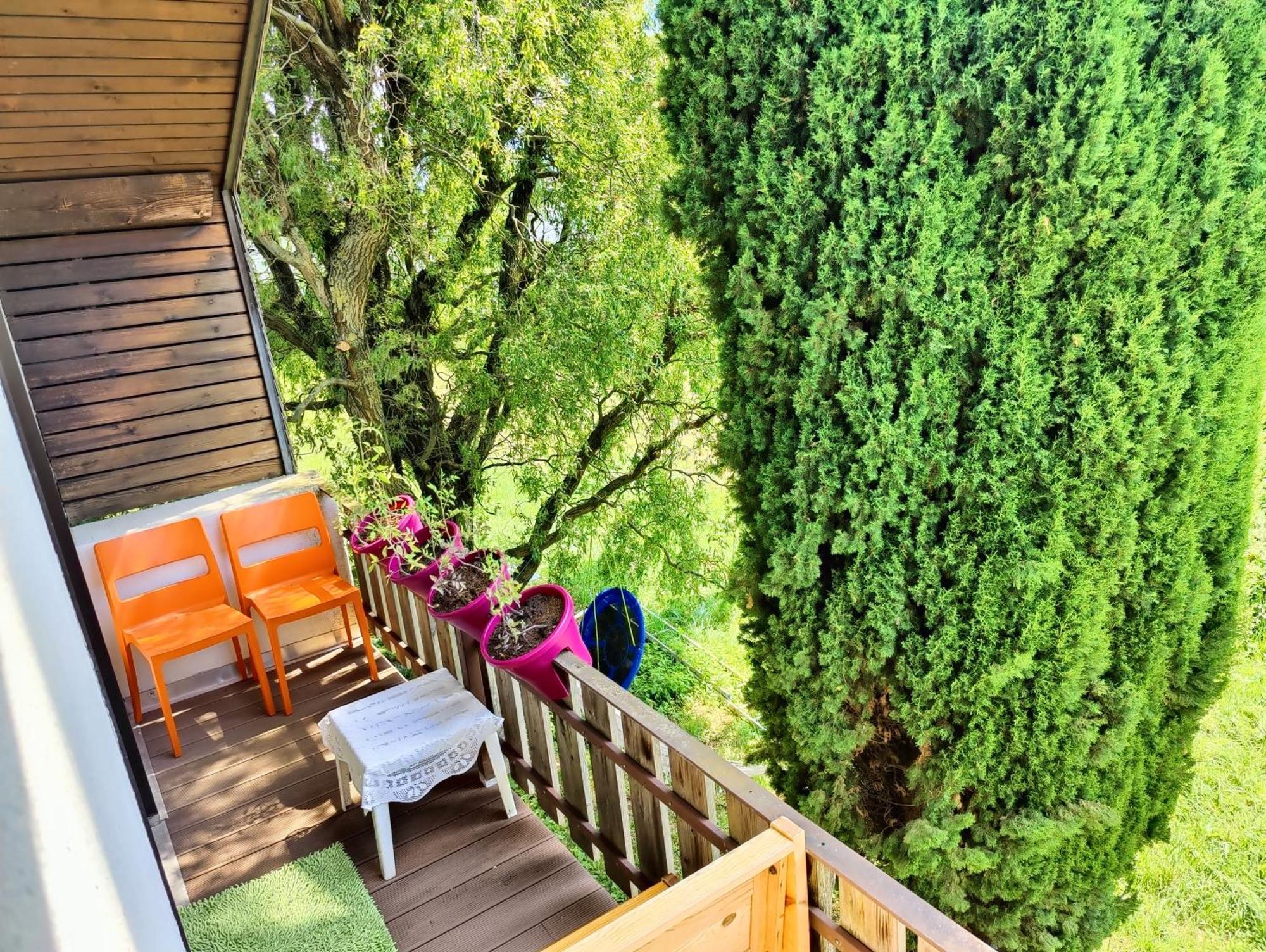 Wee Aroleid Hotel Port-Valais Eksteriør billede